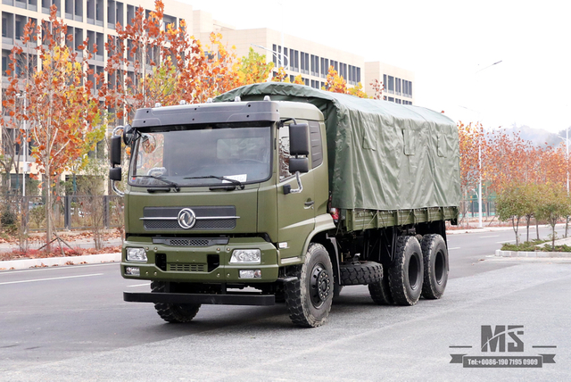 Caminhão off-road Dongfeng 6x4 210 hp_ Flathead Row Half Cab Caminhão de transporte Caminhão de carga para venda_Dongfeng Exportação Veículo Especial