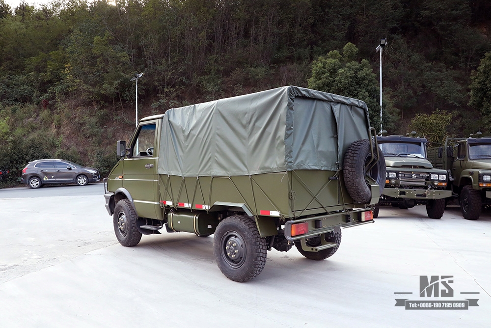 4x4 Iveco Caminhão com tração nas quatro rodas Verde 4*4 Caminhão Iveco Cabeça curta Pequeno Veículo off-road 4WD Veículo especial de exportação