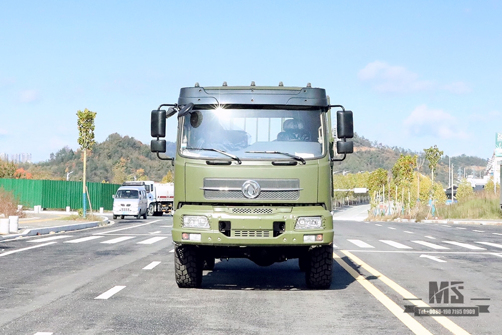 Caminhão de carga com tração nas quatro rodas Dongfeng_4 * 4 Novo táxi off-road Truck_4WD Caminhão de longa distância para exportação de veículo para fins especiais