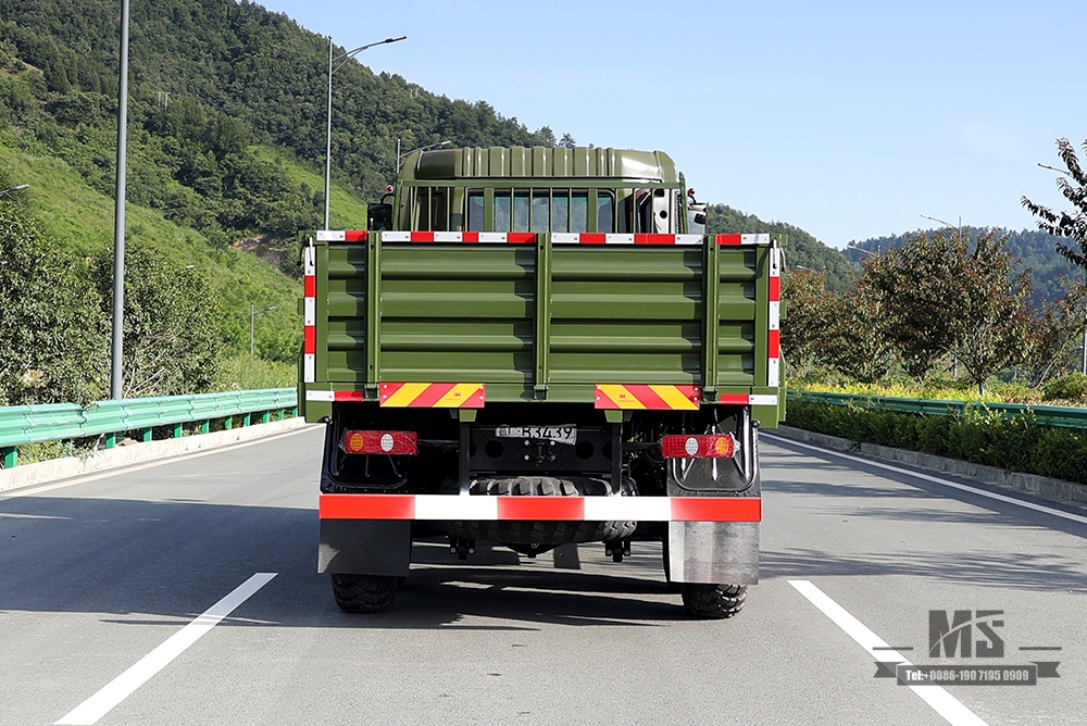 340hp Dongfeng Caminhão Off Road com tração em seis rodas 6 × 6 Dongfeng Cabeça plana Uma fileira e meia Veículo de caminhão de carga AWD 6 * 6 Veículo especial de exportação