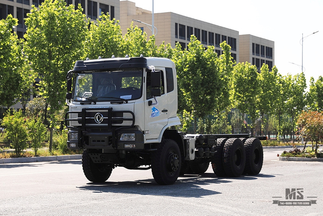 266hp Dongfeng Chassis com tração nas seis rodas_6 * 6 Flathead Head Traseiro Oito rodas Heavy Duty Truck Chassis Coversion Fabricante_Dongfeng 6WD Exportação Chassi de veículo especial