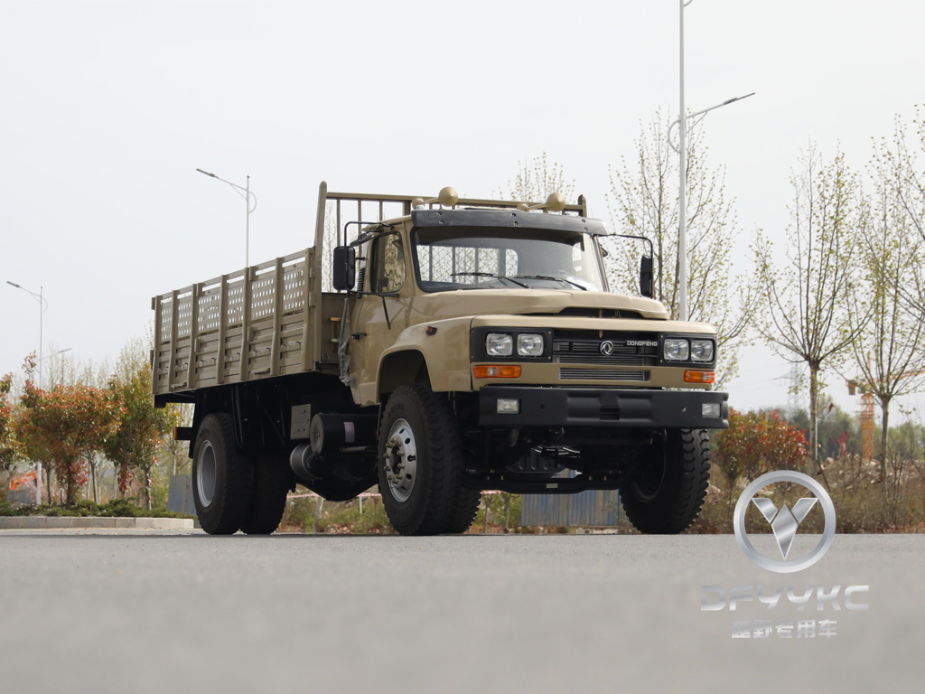 4x2 Caminhão de ponta off-road | Cummins B190 33 (140KW) | Eixo traseiro 10T | 300L Tanque de combustível