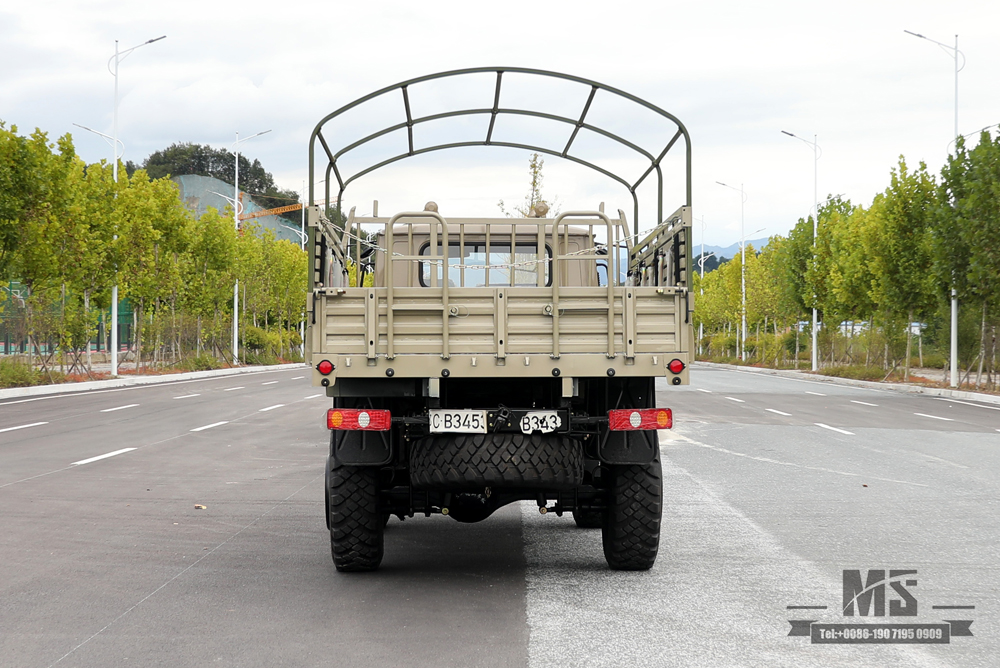 4 * 4 Dongfeng Cargo Truck_190 hp Caminhão off-road de cabeça longa 2.5T com guincho_Quatro rodas motrizes Veículo para fins especiais de exportação de caminhão de longa distância