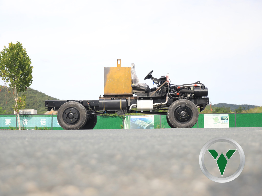 Chassi 4x4 de 8 toneladas com suspeita dianteira independente | Capacidade off-road incomparável e conforto de passeio