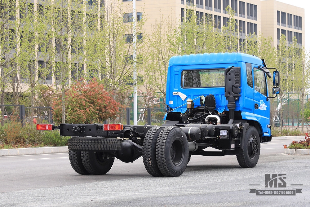 Chassi de caminhão de aspersão de água 210 HP Dongfeng 4 * 2 _ Chassi de caminhão de aspersão Greening Veículo comercial_ Chassi de caminhão-tanque de água Dongfeng para venda_Exportar chassi de caminhão especial