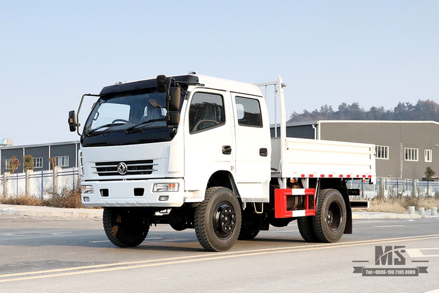Dongfeng caminhão de carga leve com tração nas quatro rodas_4*4 fileira dupla pequeno caminhão de transporte_dongfeng 4wd caminhão especial de exportação
