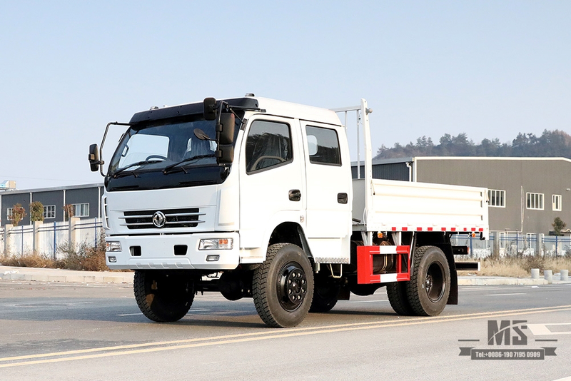 Dongfeng caminhão de carga leve com tração nas quatro rodas_4*4 fileira dupla pequeno caminhão de transporte_dongfeng 4wd caminhão especial de exportação