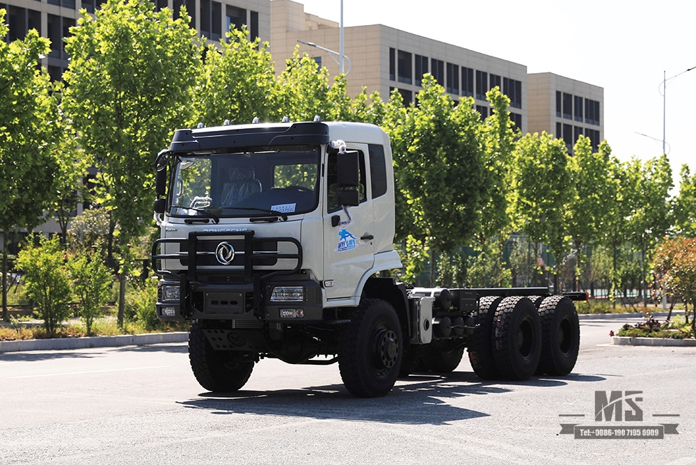 Chassi off-road com tração nas seis rodas Dongfeng 266 HP_6 × 6 Flathead Row Half Special Chassis_ Tração nas quatro rodas Chassi de caminhão de transporte de três eixos 7T / 13T / 13T_Exportação de veículo especial