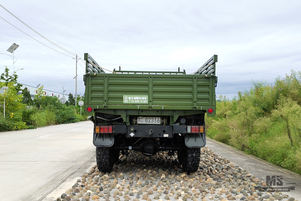 170 hp EQ2082 Dongfeng Caminhão com tração nas seis rodas_6 * 6 Caminhão especial off-road de cabeça pontiaguda de fileira única_6 × 6 pontiagudos 25Y Truck Export Special Vehicle