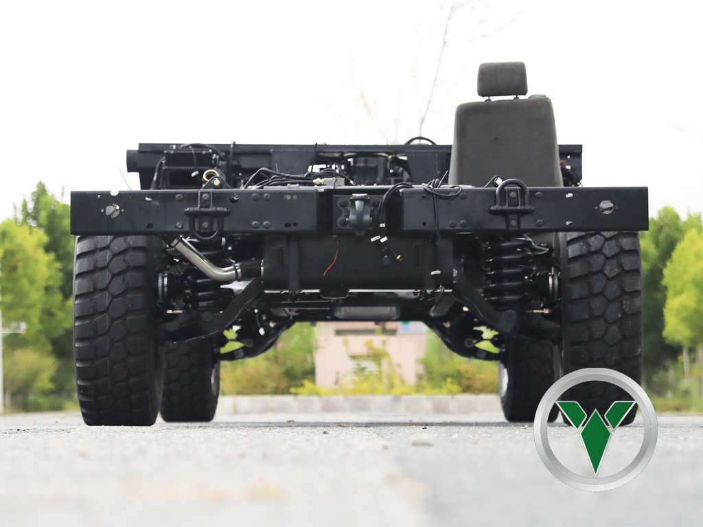 Chassi off-road da classe 3 personalizado | Suspensão independente 4WD e sistemas de tanques de combustível duplo