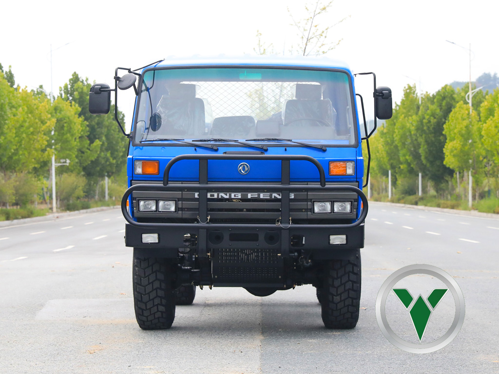 Dongfeng Eq2070 4x4 Chassis de caminhão | 190HP 4 × 4DOUBLE ROW CAB (EQ246) para fins especiais e exportação