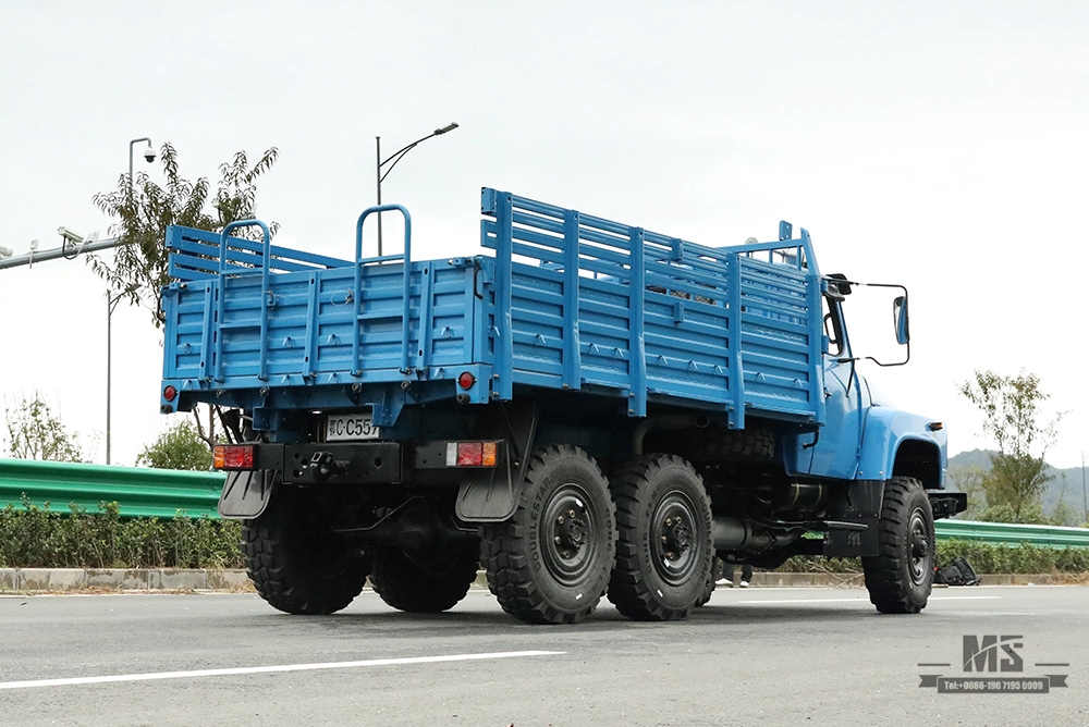 170 cv Dongfeng com tração nas seis rodas EQ2082_6 * 6 Caminhão especial off-road de cabeça pontiaguda de fileira única_ Veículo de transporte 240_ Veículo especial de exportação de caminhão 6 × 6 pontiagudo 25Y