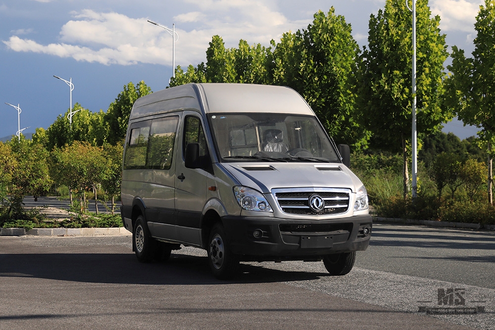 Dongfeng 4 * 4 Van_ 109hp Manual de tração nas quatro rodas Van pequena de cinco velocidades para venda_ Veículo especial de exportação 