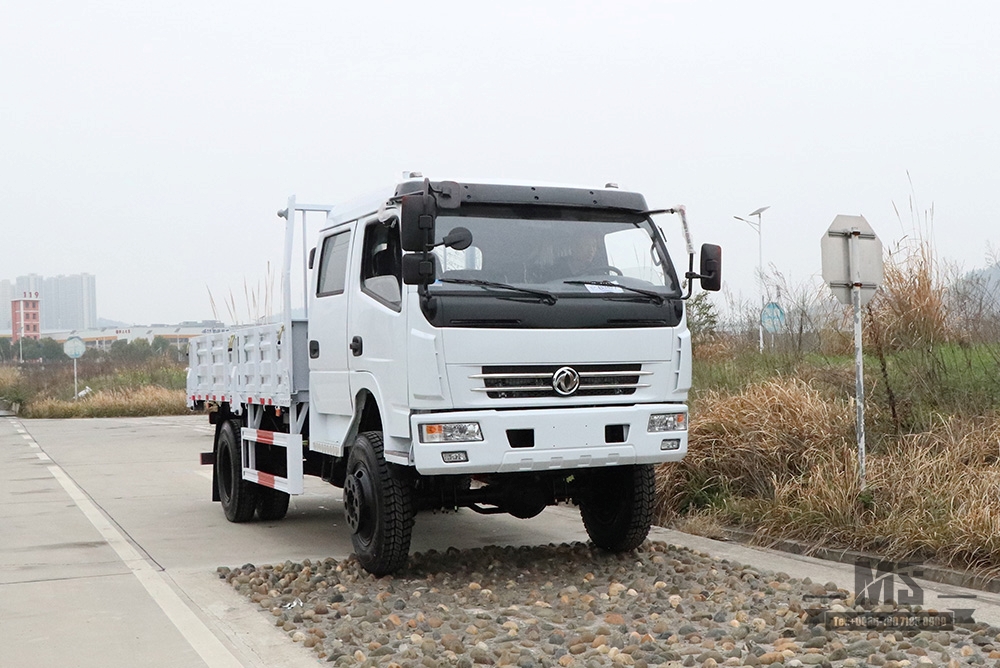 Caminhão leve com tração nas quatro rodas Dongfeng_Caminhão pequeno branco personalizado com cabine dupla 4 * 4 Veículo off-road_Caminhão Dongfeng para venda Veículo especial de exportação