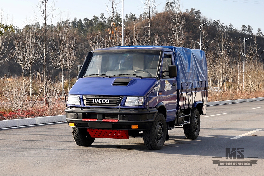 Caminhão off road IVECO azul com tração nas quatro rodas_4 * 4 113hp Cabeça curta Micro caminhão leve de fileira única com lona Pole_Export Veículo especial