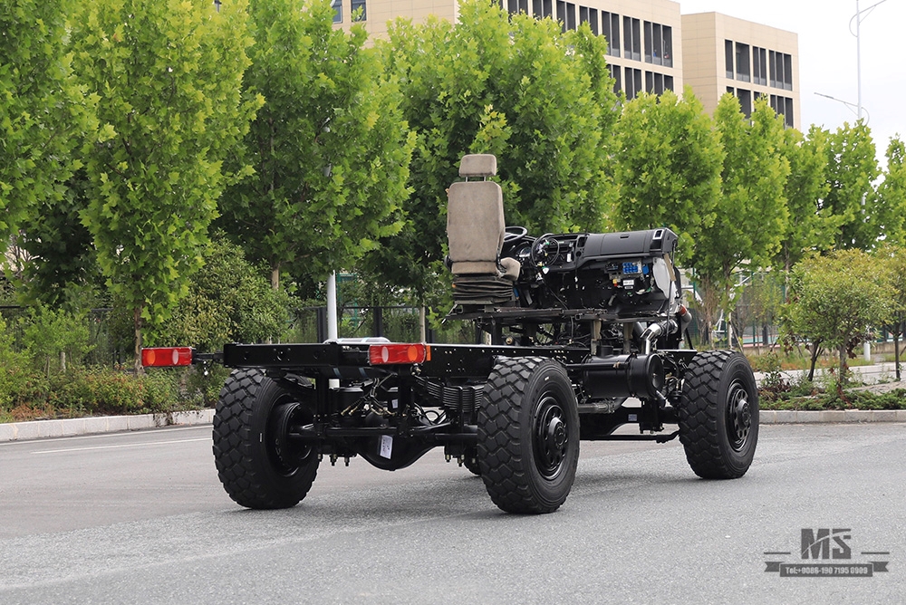 210hp Dongfeng com tração nas quatro rodas e oito velocidades, chassi de caminhão com caixa de engrenagens_4 × 4 6T / 10T com eixo Chassis_Dongfeng 4 * 4 chassi de caminhão para chassi especial de caminhão Sale_Export