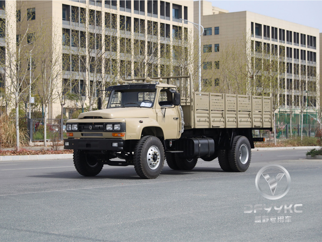 4x2 Caminhão de ponta off-road | Cummins B190 33 (140KW) | Eixo traseiro 10T | 300L Tanque de combustível