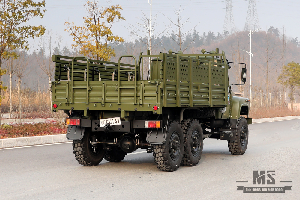 6 × 6 Dongfeng EQ2082 _170 hp EQ2082 Caminhão especial off-road de vidro duplo com tração nas seis rodas_240 Veículo de transporte_Veículo especial de exportação