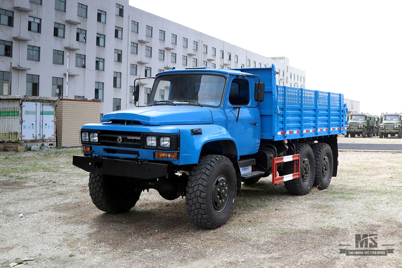 Caminhão basculante fora de estrada com tração nas seis rodas Dongfeng_EQ2100 6 × 6 210hp Caminhão de transporte de linha única com cabeça pontiaguda_Caminhão especial de exportação com tração nas quatro rodas