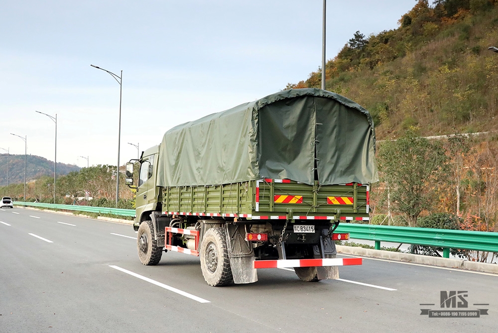 Dongfeng caminhão basculante com tração nas quatro rodas para venda_4 * 4 exército verde cabeça chata caminhão basculante fabricante_Dongfeng 4WD veículo especial de exportação