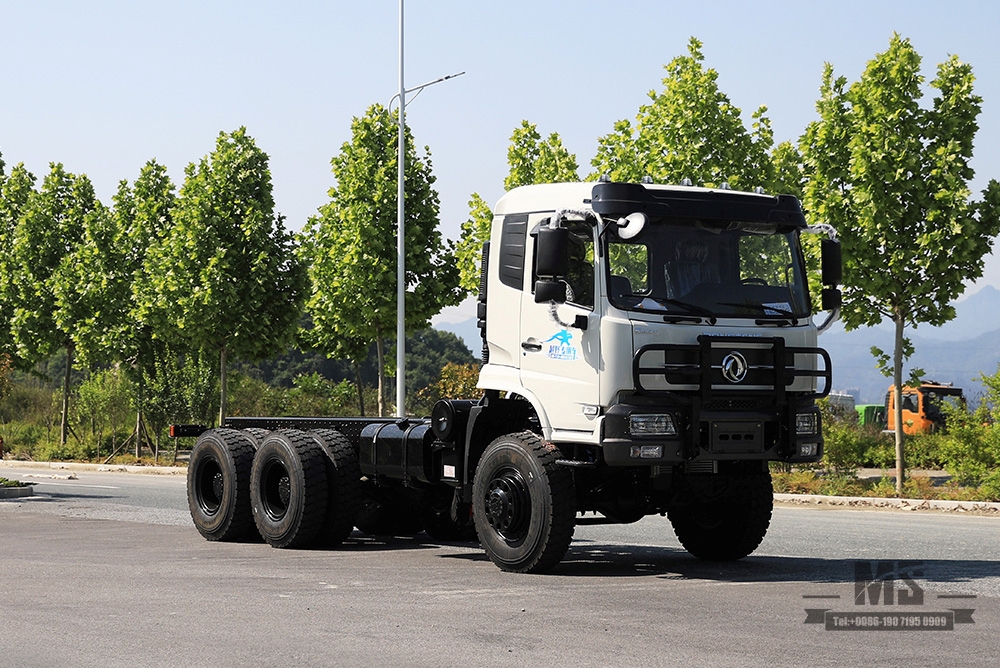 Chassi off-road com tração nas seis rodas Dongfeng 266 HP_6 × 6 Flathead Row Half Special Chassis_ Tração nas quatro rodas Chassi de caminhão de transporte de três eixos 7T / 13T / 13T_Exportação de veículo especial