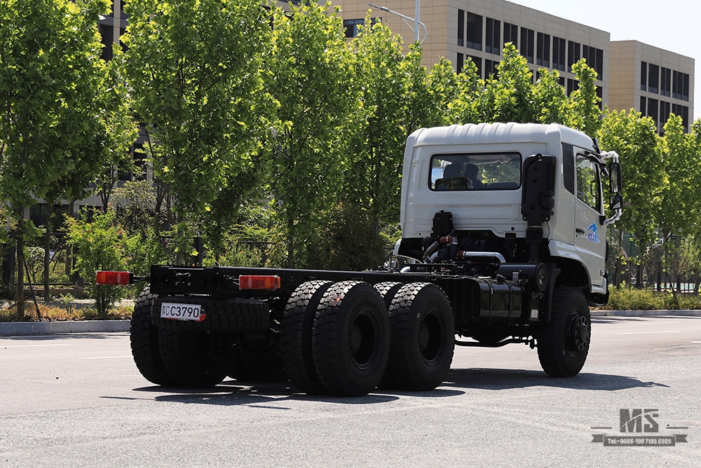 340 HP Dongfeng chassi de caminhão com tração de seis rodas_6 × 6 Flathead 13T / 13T eixo chassi_Dongfeng 6 * 6 chassi de caminhão para chassi de caminhão especial Sale_Export