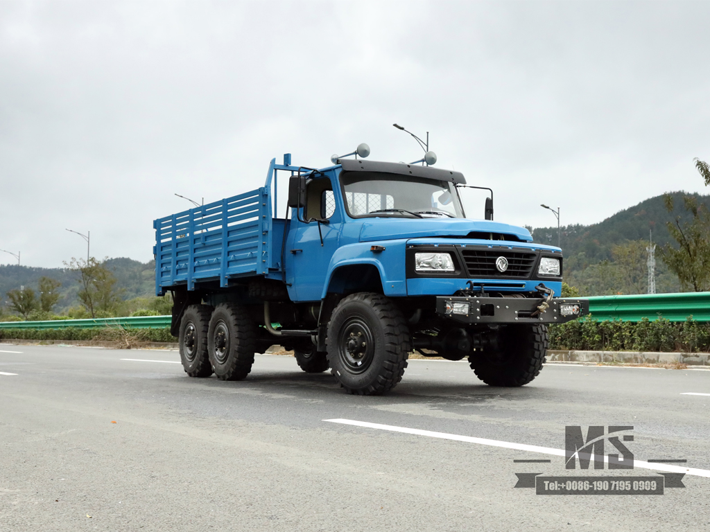 170 hp dongfeng EQ2082_SIX Drive da roda de tração Off-Road Special Truck_double Glass Single Row 240 Transport Vehicle_6 × 6 Caminhão de 25 anos pontiagudo