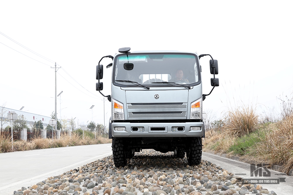 Configuração de caminhão AWD com tração nas seis rodas Dongfeng Silver_6 × 6 190HP fabricante de caminhão leve off-road de cabeça chata_6 * 6 cotação de veículo especial de exportação