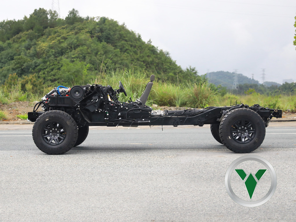 Chassi off-road da classe 3 personalizado | Suspensão independente 4WD e sistemas de tanques de combustível duplo