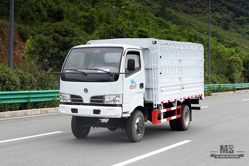 Dongfeng 4*4 caminhão leve caminhão de transporte de grelha _Dongfeng com tração nas quatro rodas caminhão de armazém de cabine de fileira única_caminhão de estaca para venda_exportar caminhão especial