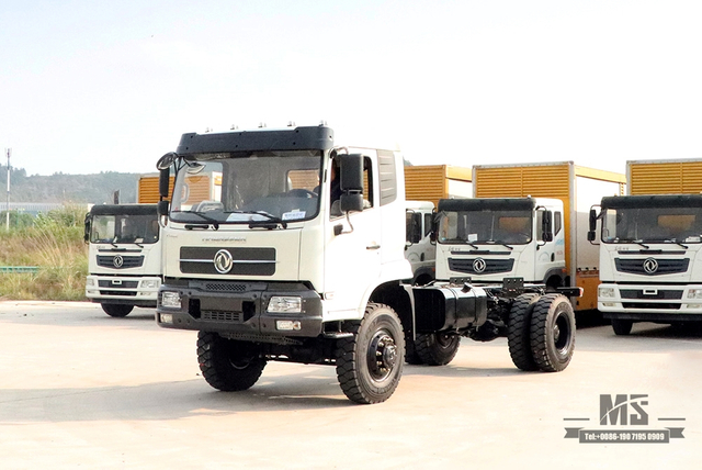 Chassi de caminhão de carga com tração nas quatro rodas Dongfeng 260hp_4 * 4 Chassi de caminhão off-road com cabine e meia_Chassi de veículo para fins especiais de exportação de caminhão Dongfeng