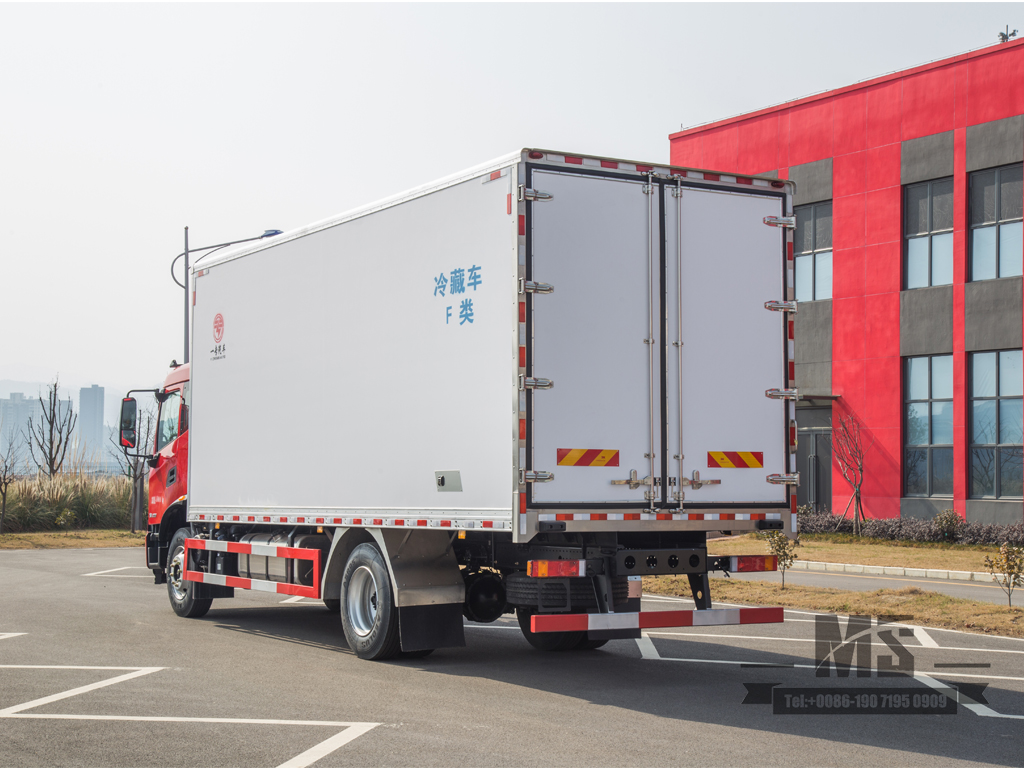 Caminhões refrigerados classe F Dongfeng Tianjin KR | camiões de transporte de produtos frescos congelados | camiões para cadeia de frio | caminhões de transporte de frutos do mar