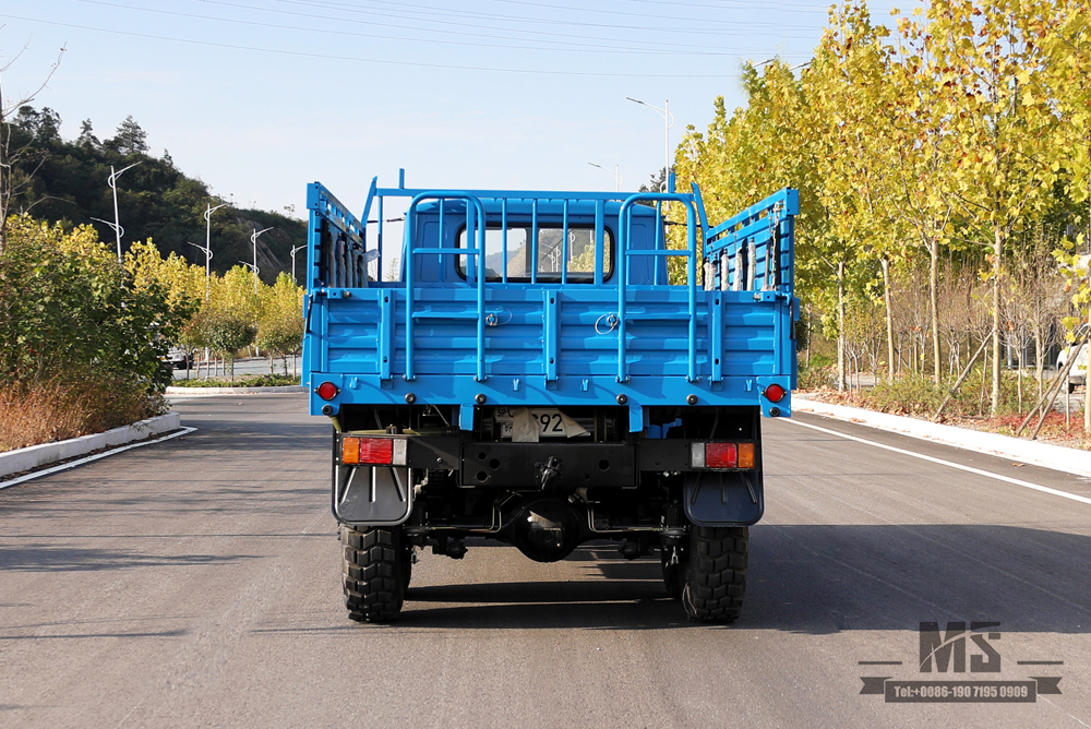 170 hp EQ2082_Dongfeng com tração de seis rodas EQ2082 caminhão especial off-road_Veículo de transporte de vidro duplo 240_6 × 6 caminhões pontiagudos 25Y veículo especial de exportação