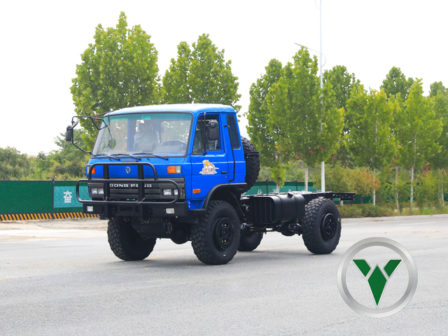 Dongfeng Eq2070 4x4 Chassis de caminhão | 190HP 4 × 4DOUBLE ROW CAB (EQ246) para fins especiais e exportação