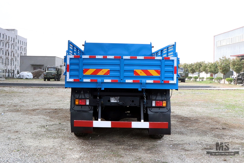 Caminhão basculante fora de estrada com tração nas seis rodas Dongfeng_EQ2100 6 × 6 210hp Caminhão de transporte de linha única com cabeça pontiaguda_Caminhão especial de exportação com tração nas quatro rodas