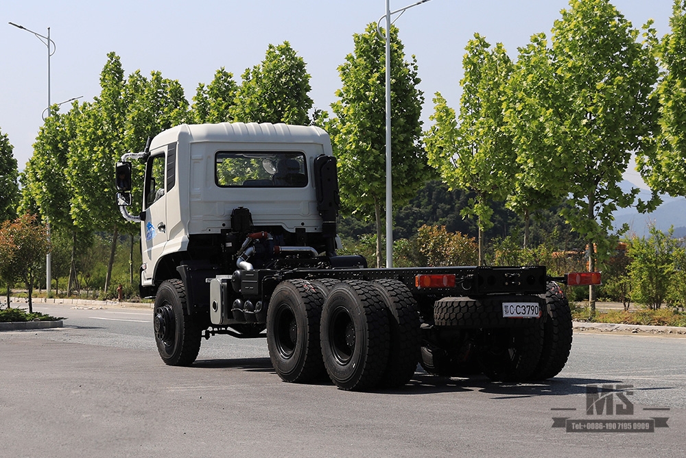 Chassi off-road com tração nas seis rodas Dongfeng 266 HP_6 × 6 Flathead Row Half Special Chassis_ Tração nas quatro rodas Chassi de caminhão de transporte de três eixos 7T / 13T / 13T_Exportação de veículo especial