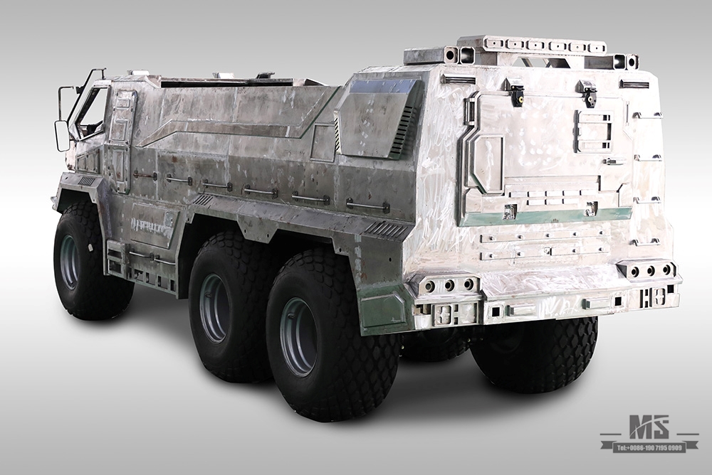 Veículo turístico automático no deserto 6 × 6_Fabricante 6WD Bigfoot de última geração_Veículo de surf off-road personalizado para exportação