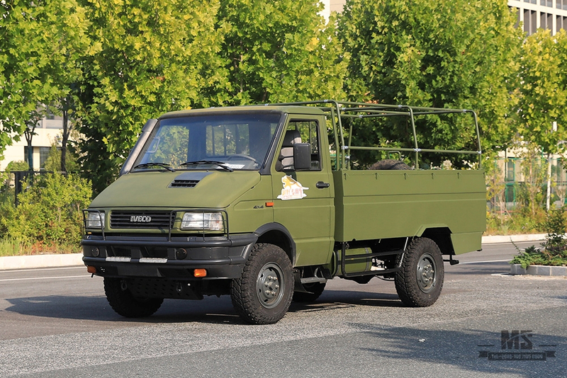 4×4 Iveco Four Drive Truck Verde 4*4 Iveco Truck Cabeça Curta Veículo Pequeno 4WD Veículo Especial de Exportação