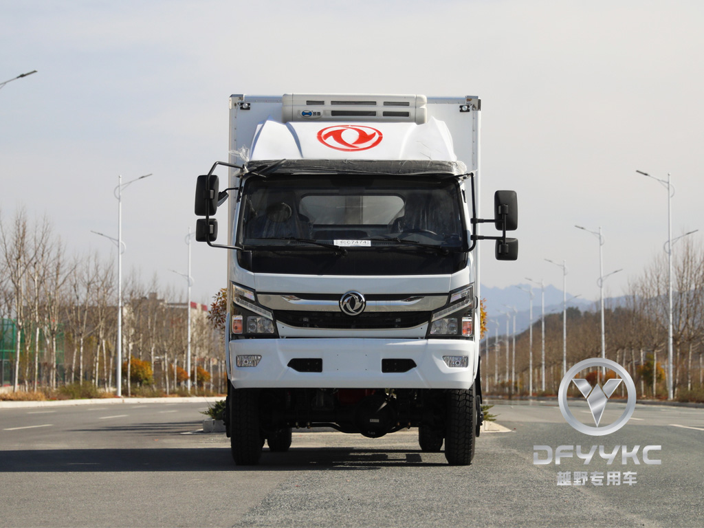 TRANGEIRA DE TRILHA DE FORLHELA 15 METRO CUMPENTE CUBICA REFRIGERADO | Caminhão de transporte de cadeia a frio | Caminhão de refrigeração de carne | Caminhão de manutenção fresca |