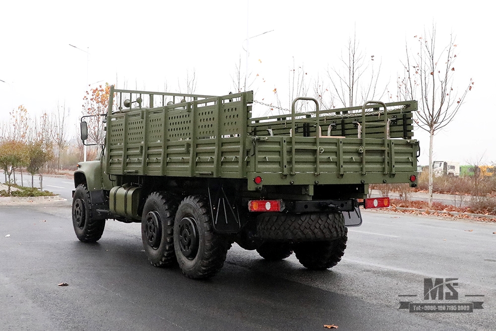 Dongfeng Army Green Six Wheel Drive EQ2100 _6 × 6 190 hp Classic Pointed Head 3.5T Caminhão off-road de três eixos para venda_Dongfeng 245 Troop Carrier Export Special Vehicle 