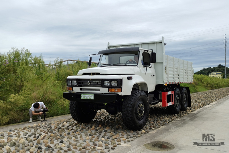 190hp Dongfeng com tração de seis rodas EQ2100 Caminhão basculante_6 × 6 Cabeça pontiaguda de fileira única para construção Caminhão basculante de mineração_AWD Caminhão especial de exportação