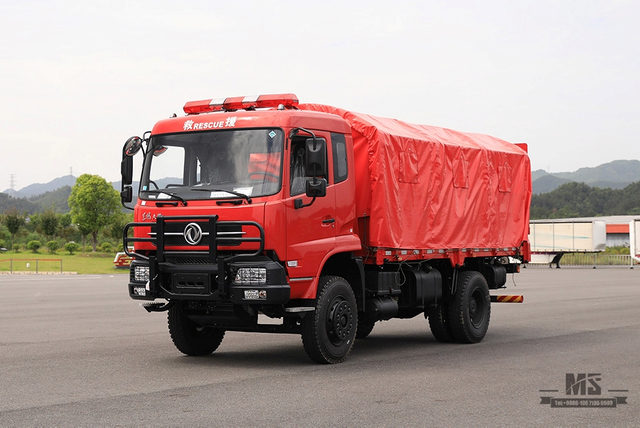 210 HP/300hp Dongfeng 4*2 Caminhão de combate a incêndios _ Caminhão de reboque de resgate de cabeça chata_Exportar veículo especial