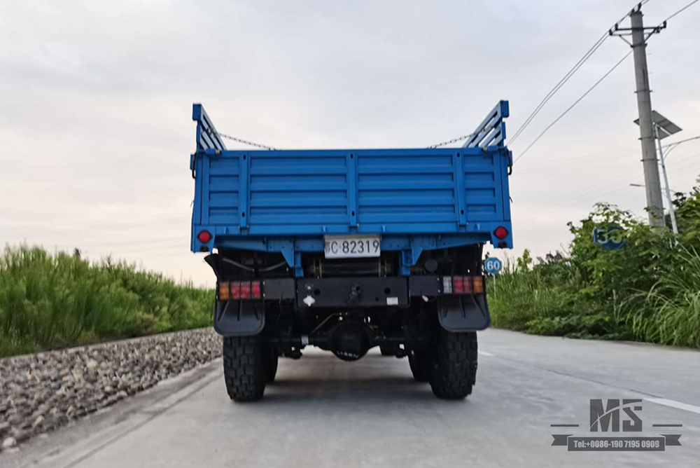 170 hp Dongfeng EQ2082_Caminhão especial off-road com tração nas seis rodas_Veículo de transporte de linha única de vidro duplo 240_Veículo especial de exportação de caminhão 6 × 6 pontiagudos 25Y