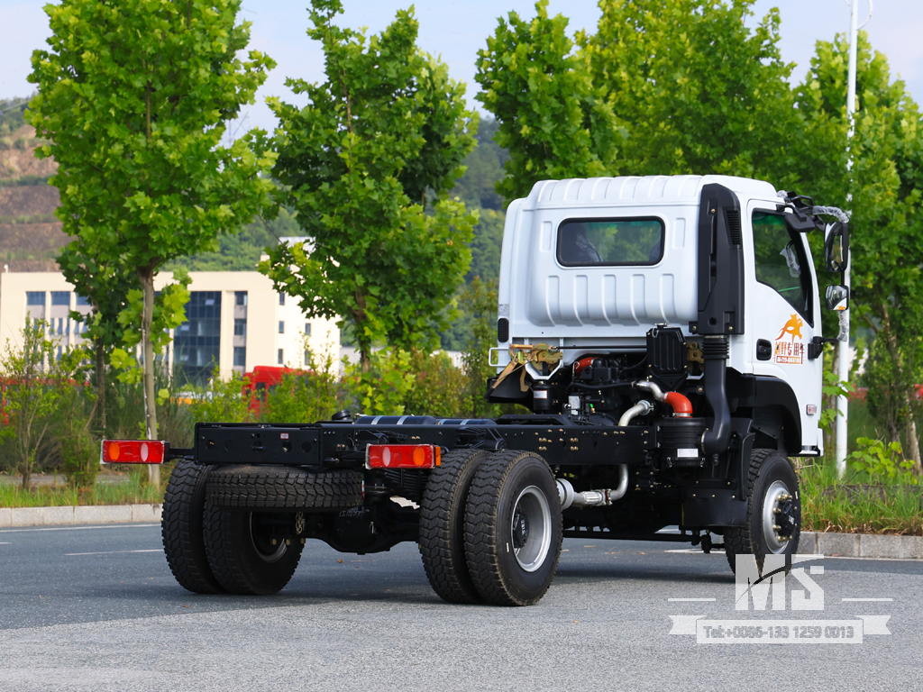 Chassi de cabeça chata Dongfeng 4×4_4*4 150HP Caminhão convencional com tração nas quatro rodas para venda_ Chassi especial de exportação 