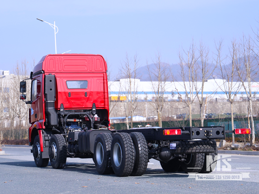 Chassi de caminhão com carroceria Dongfeng 8×4_8*4 500HP Chassi de caminhão para venda_ Chassi especial de exportação 