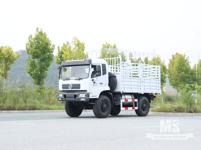 Caminhão de carga off-road com cerca alta Dongfeng 4 × 4 | EQ3186GP6