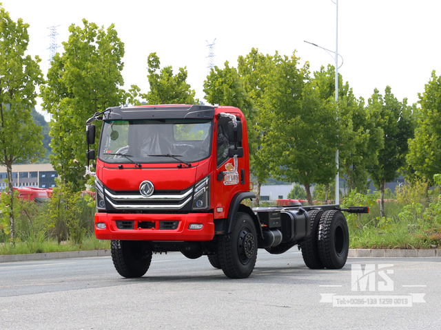 Chassi de cabeça chata Dongfeng 4 × 4_4 * 4 170HP Caminhão convencional com tração nas quatro rodas para venda_ Chassi especial de exportação 