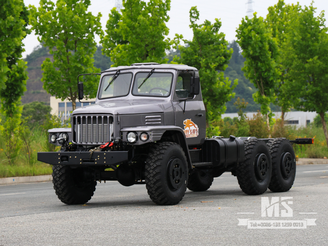 Chassi Dongfeng 6 × 6 EQ2100_6 × 6 Caminhão off-road com chassi de cabine com pára-brisa dianteiro de painel duplo para venda_ Chassi especial de exportação 