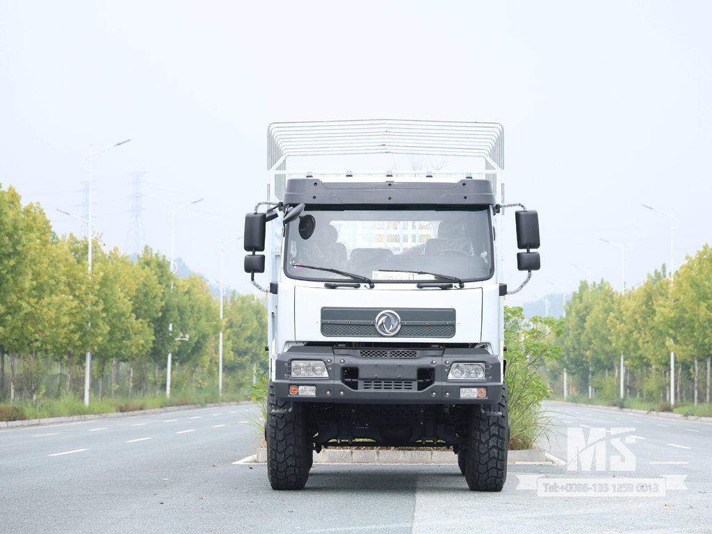 Caminhão de carga off-road com cerca alta Dongfeng 4 × 4 | EQ3186GP6