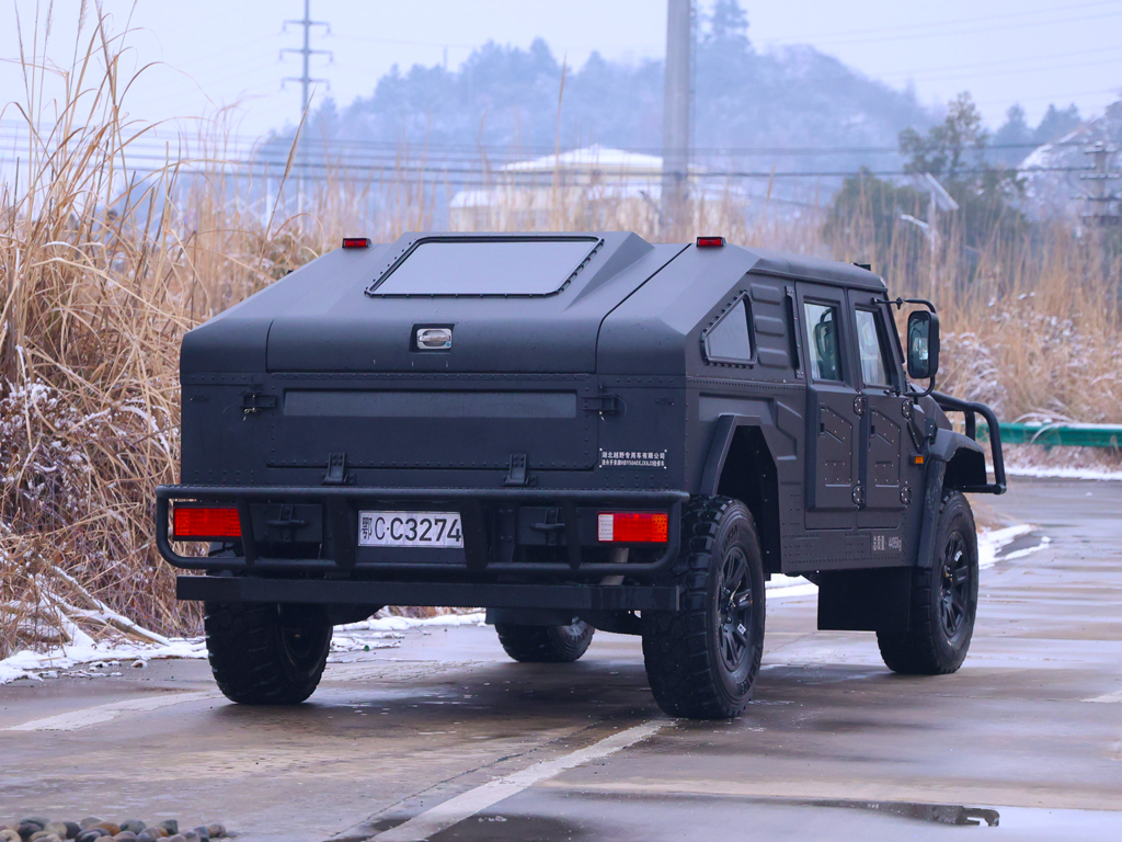 Dongfeng Mengshi 6 Ton M50 Hardcore Off-roader com tração nas quatro rodas 